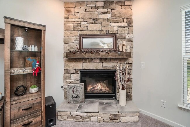 Building Photo - Beautiful 5-Bedroom Home in Brixworth Neighborhood with 2 Community Swimming Pools & Walking Trails