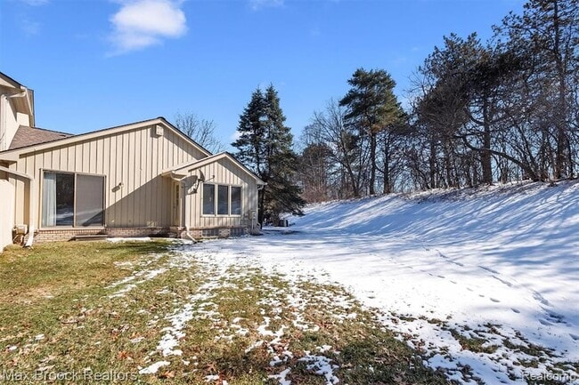 Building Photo - 1131 Timberview Trail