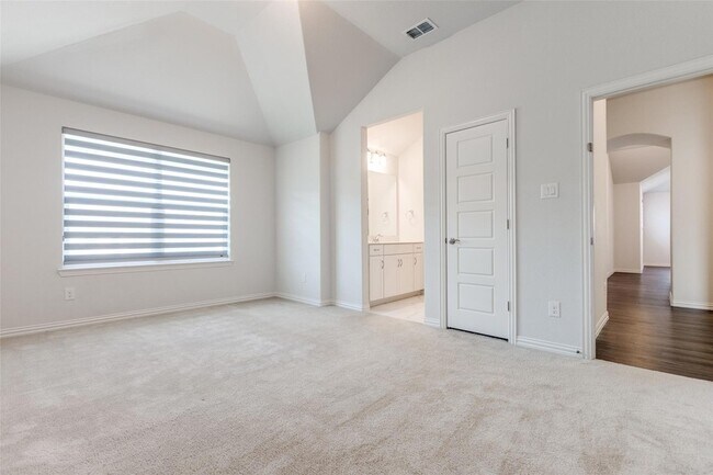 Building Photo - 13445 Loyla Ct