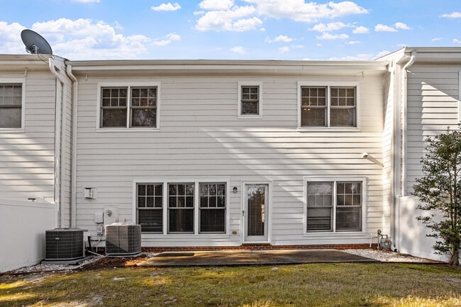 Building Photo - 8105 Satillo Ln