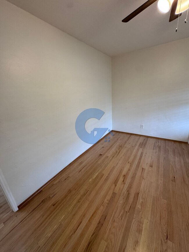 Building Photo - Newly renovated 3 Bed/2.5 Bath Home in Pacific Beach for rent!