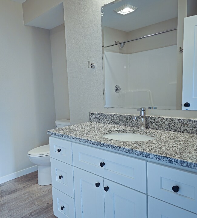 Building Photo - 7036 Crosvik Ct