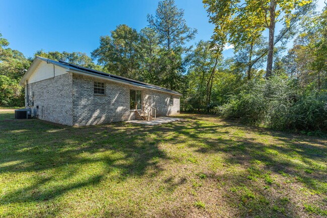 Building Photo - 624 Hill St