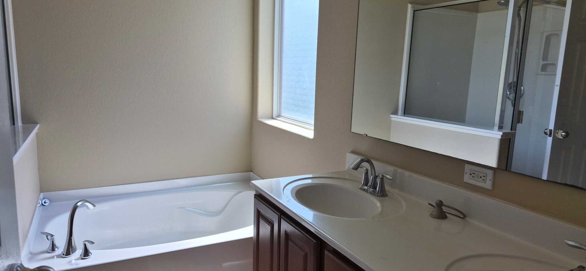 Building Photo - 1705 Barlow