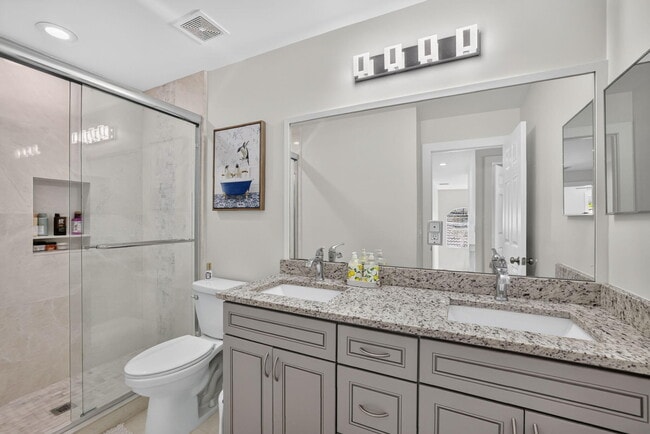 Building Photo - 5040 Heron Pl