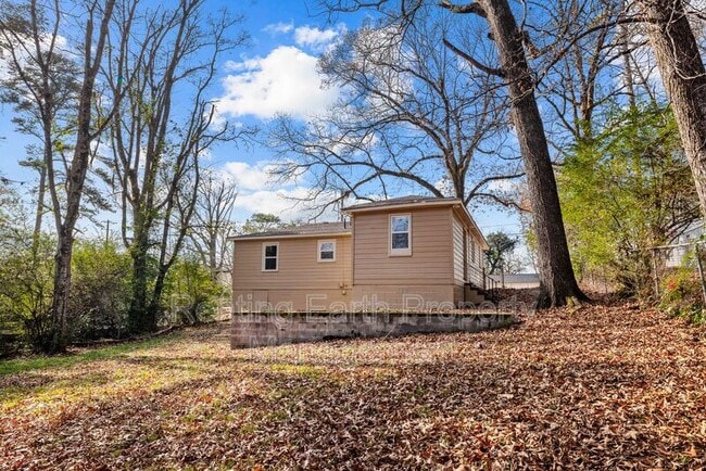 Building Photo - 1317 Glenwood St NW