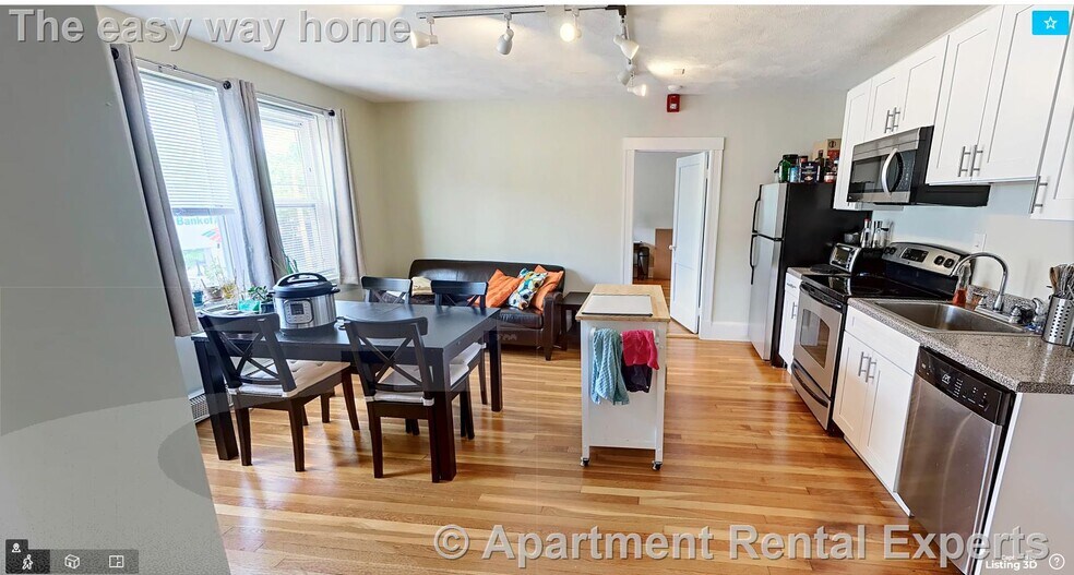 Building Photo - 402 Highland Ave
