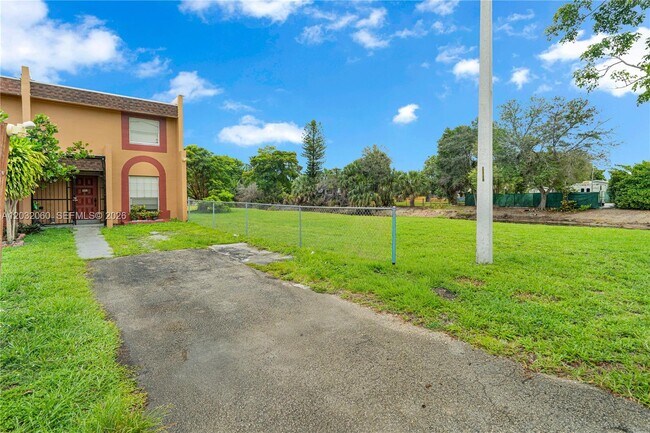 Building Photo - 2790 NW 196th St