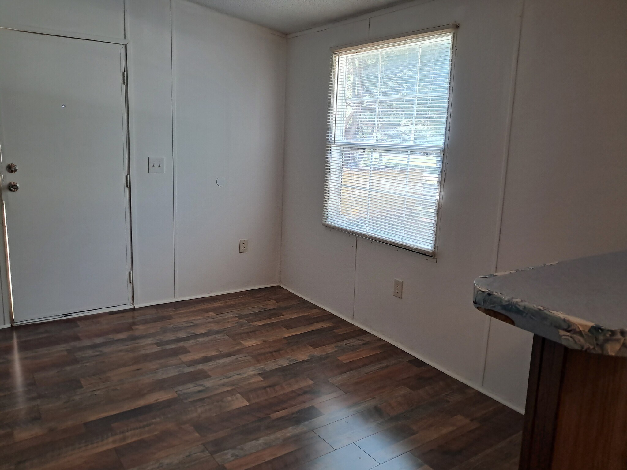 Building Photo - 23 Jimmie Ln