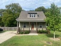 Building Photo - Beautiful 3 Bed 2 Bath in Madison - Newer Construction