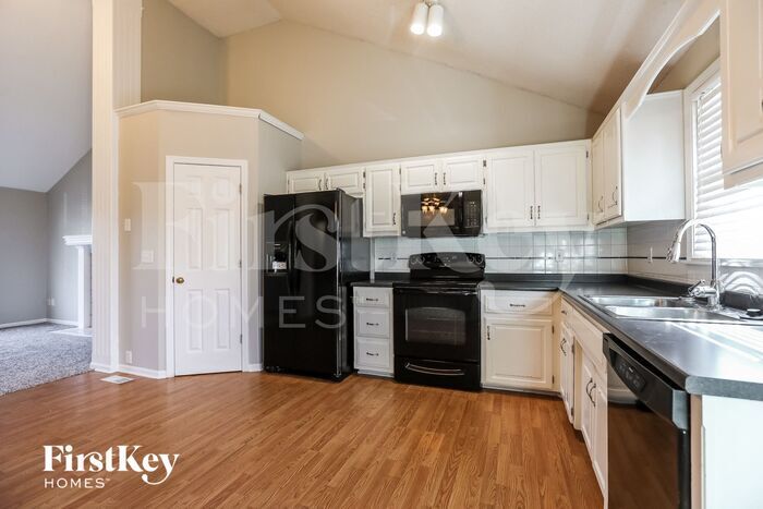 Building Photo - 6826 Willis Dr