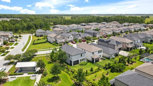 Building Photo - Stunning 4 BR + LOFT /2.5 BA/ 2 CG home in Gorgeous Bexley!