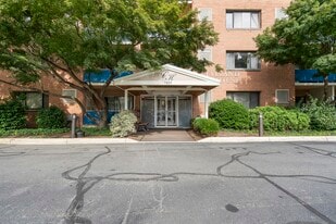 Building Photo - 1931 N Cleveland St