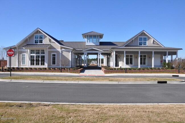 Building Photo - RIVER LIGHTS