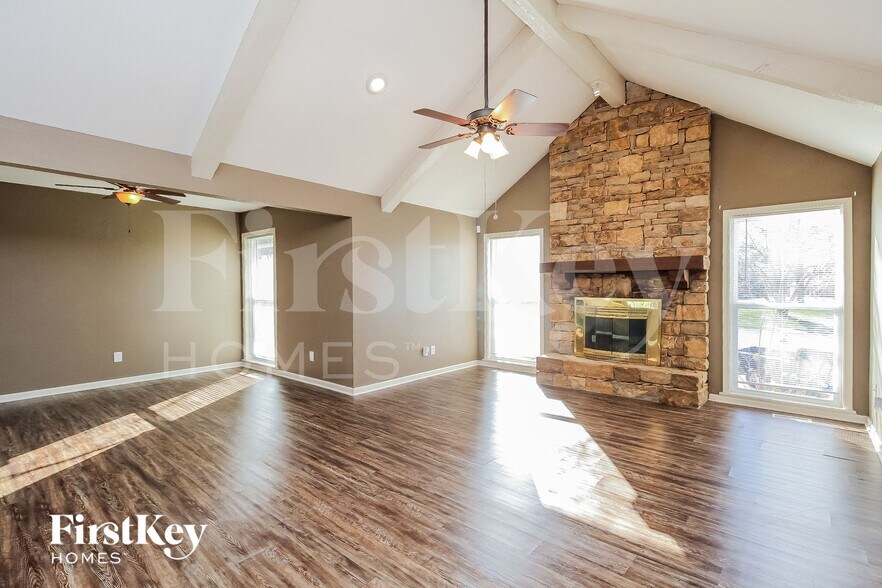 Building Photo - 3934 SW Linden Ct