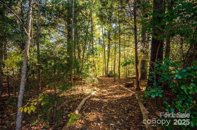 Building Photo - 4406 Carrington Dr