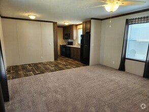 Building Photo - 659 Oregon St