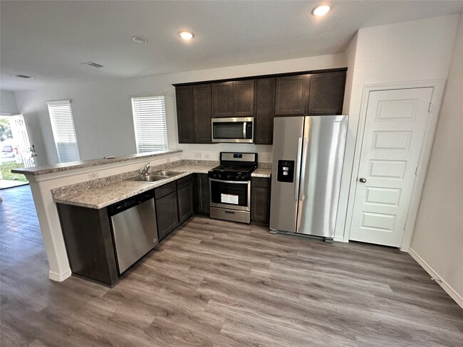 Building Photo - 16504 Moss Ln