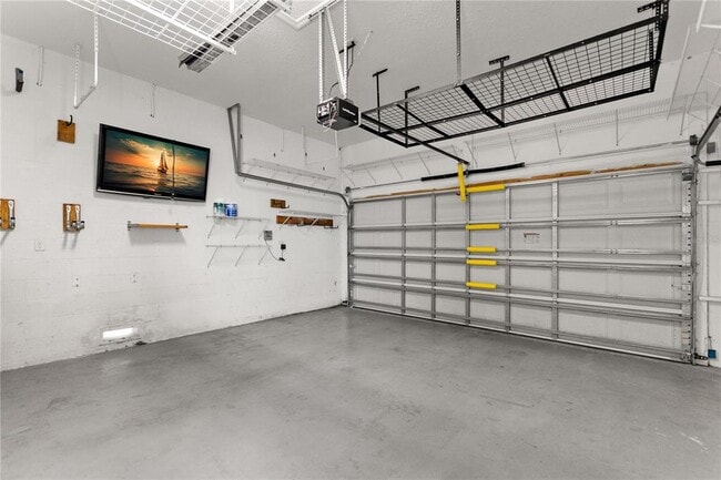 Building Photo - 7333 S Trask St