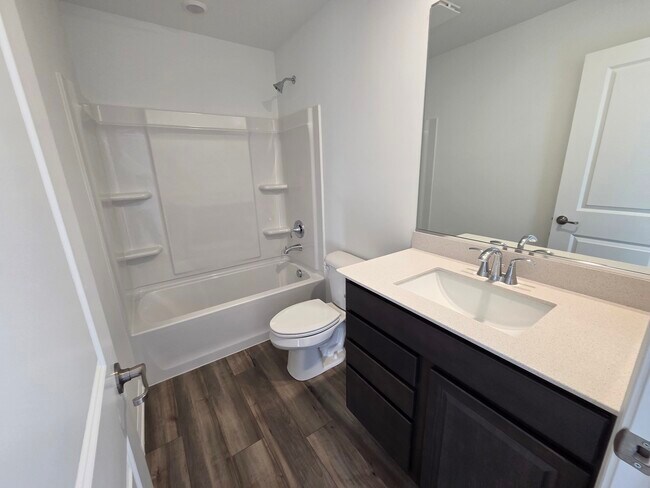 Building Photo - 12133 Kelsey Dr