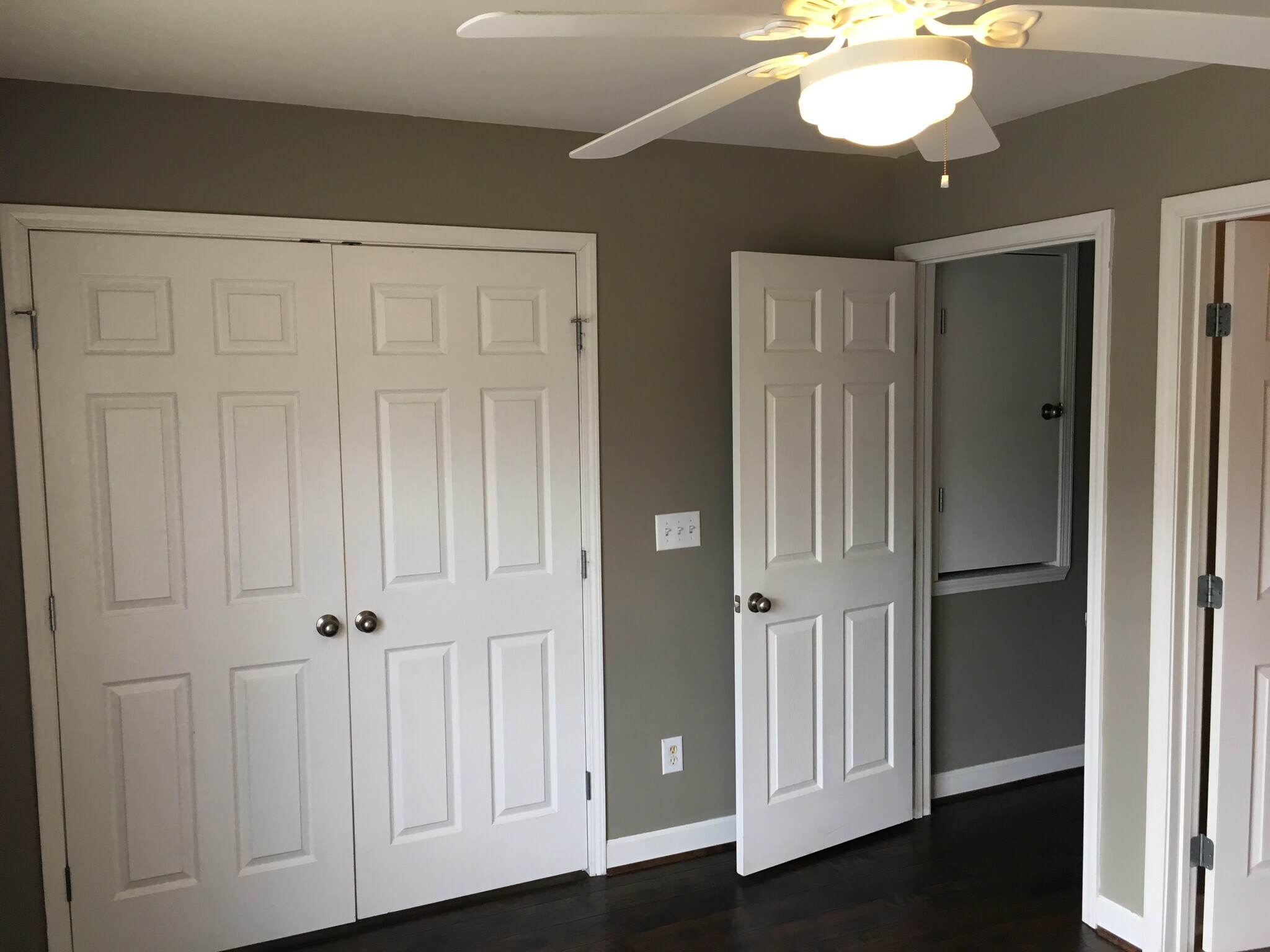 Building Photo - 2015B Beech Avenue