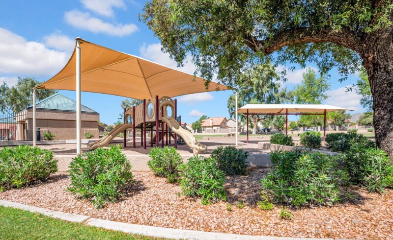 Building Photo - 3934 E Park Ave