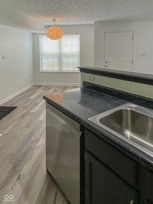 Building Photo - 9467 Wimbledon Ct