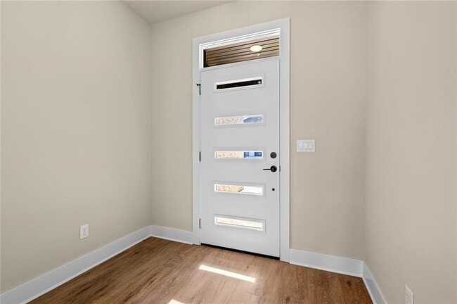 Building Photo - 1851 Utopia St