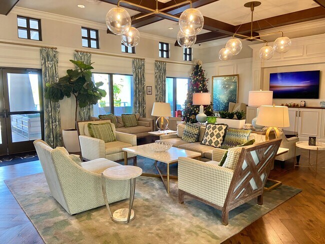 Building Photo - 1547 Carey Palm Cir