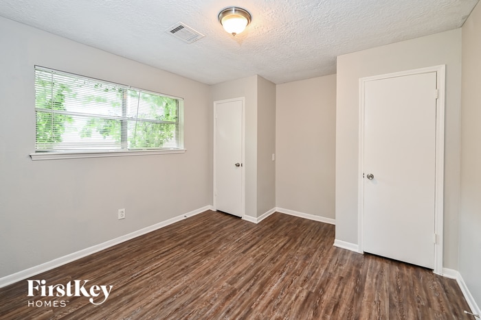 Building Photo - 13706 Oleoke Ln