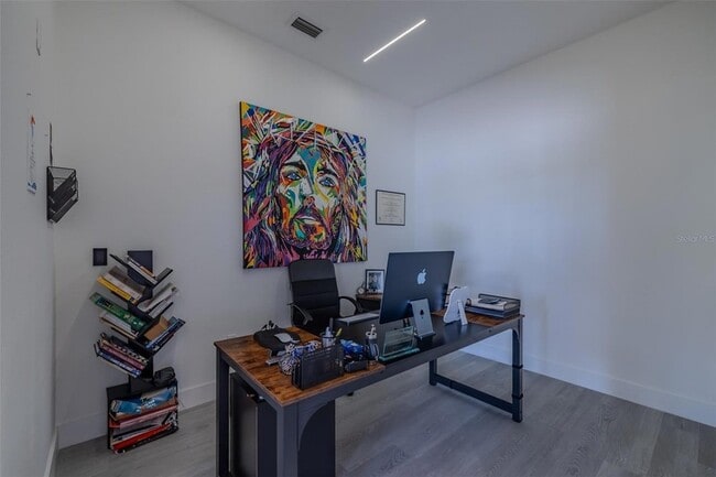 Building Photo - 8117 Hampton Glen Dr