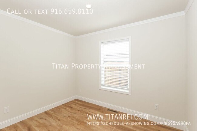 Building Photo - 313 Vandenberg Cir