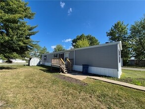 Building Photo - 105 Brenthaven St