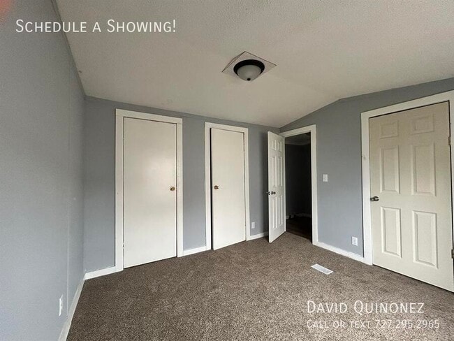 Building Photo - 4614 E Old Trail Rd