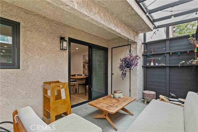 Building Photo - 635 E Magnolia Blvd