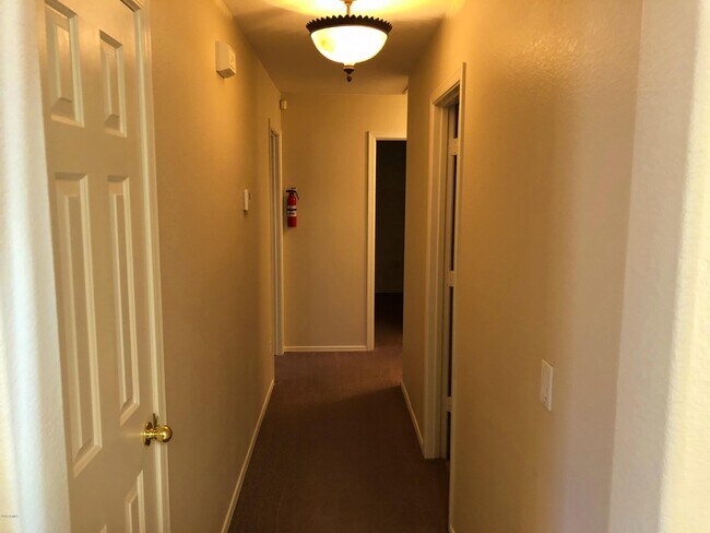 Building Photo - 1719 S Pinto Dr