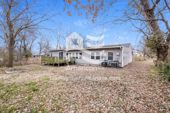 Building Photo - 7700 E 108 Terrace