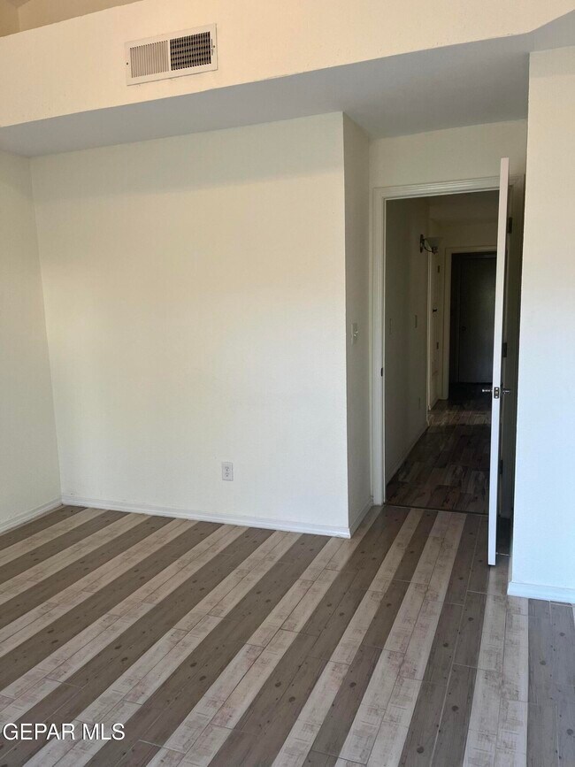 Building Photo - 6512 Dakota Ridge Dr