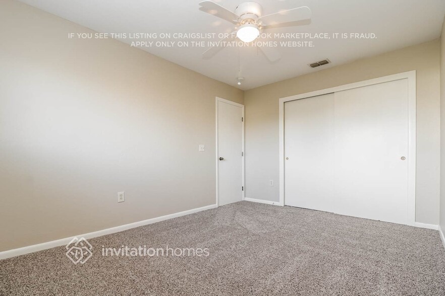 Building Photo - 1142 SW 14th St