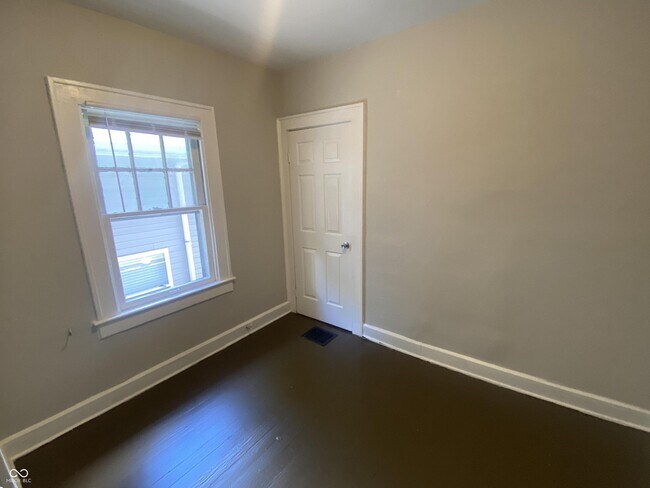 Building Photo - 4221 Guilford Ave