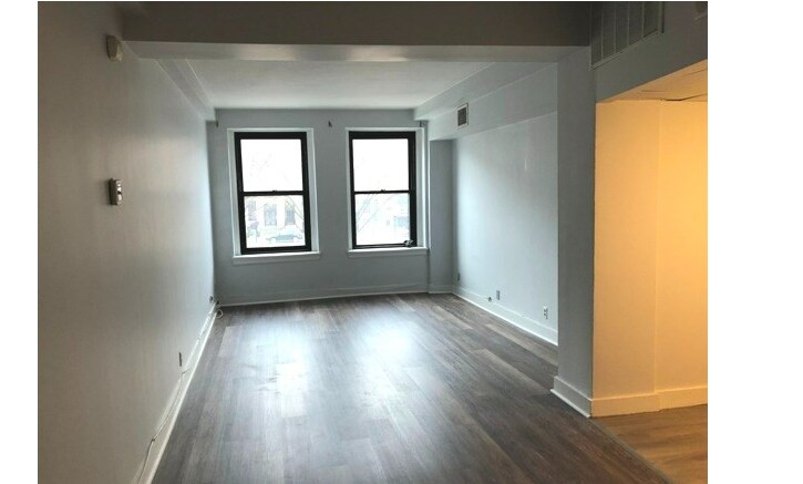 Building Photo - 461 Commonwealth Ave