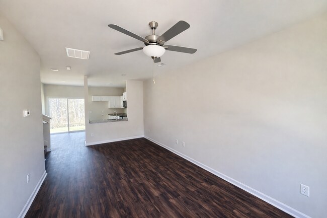 Building Photo - Two bedroom, 2.5 bath newly constructed townhome in Whitsett