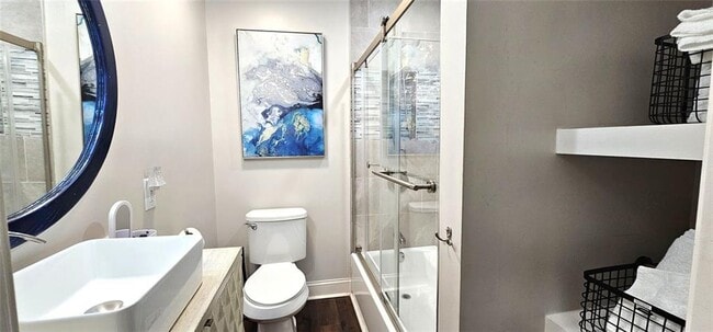 Building Photo - 2511 Susan Ln SW