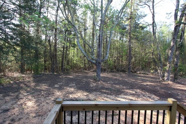 Building Photo - 3091 Shannon Rd