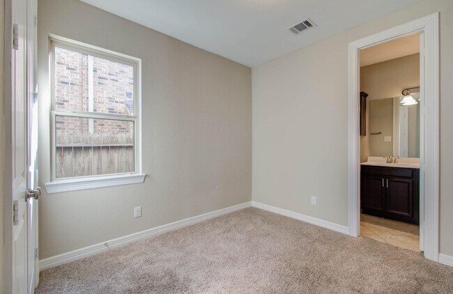 Building Photo - 27911 Seger Bnd Trl