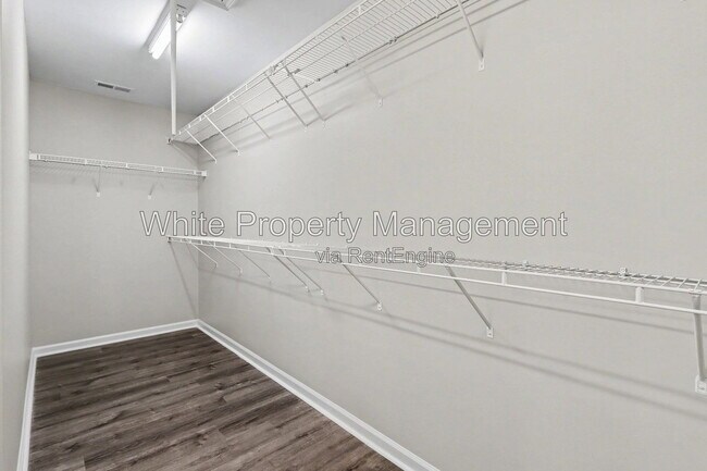 Building Photo - 5000 Joyful Noise Ln