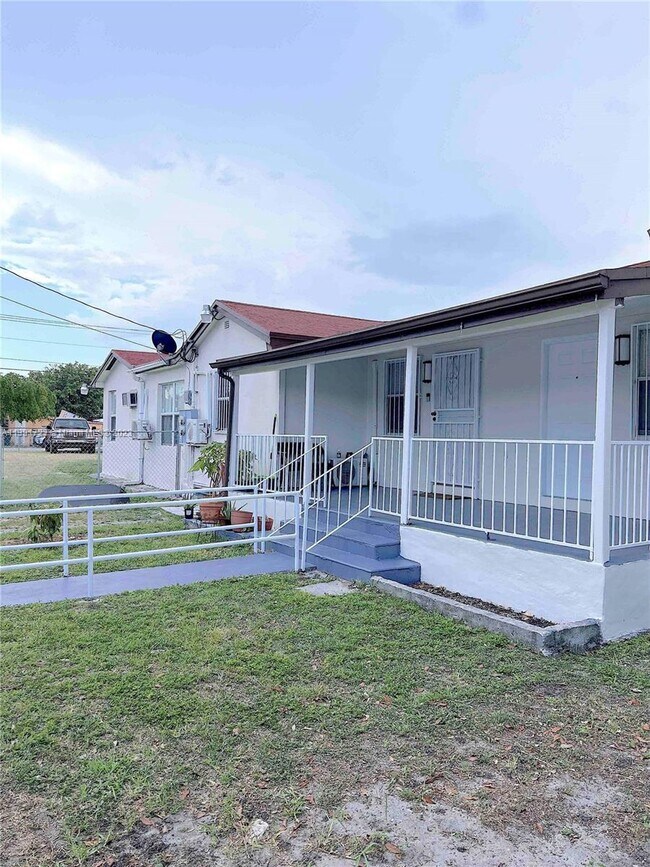 Building Photo - 3101 NW 28th St