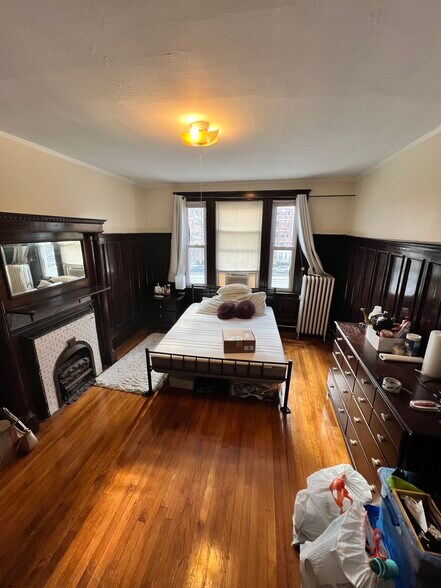 Building Photo - 1353 Commonwealth Avenue