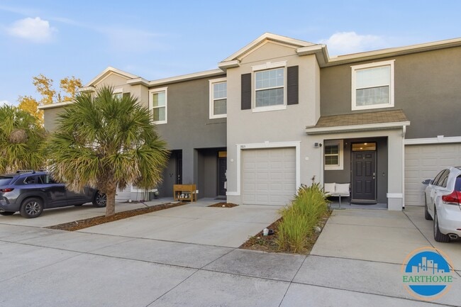 Building Photo - 3815 Rippaso Pl