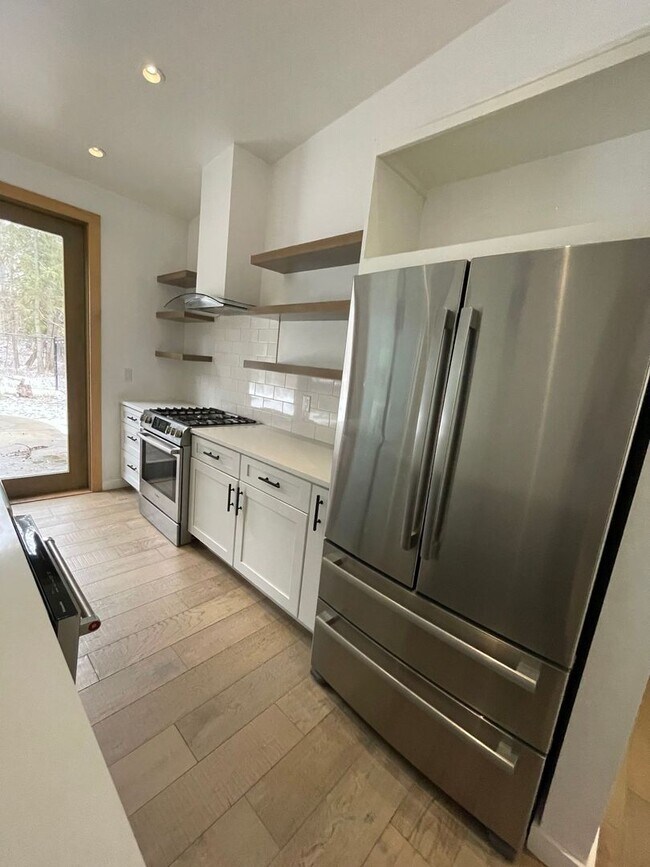 Building Photo - Whitefish-4 Bedroom 2.5 Bath Beautiful and Modern, Pets Welcome! -$6,500.00 Monthly Rent